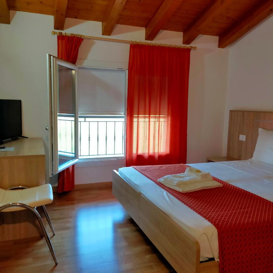 Al Cavaliere Villa Порденоне Екстериор снимка